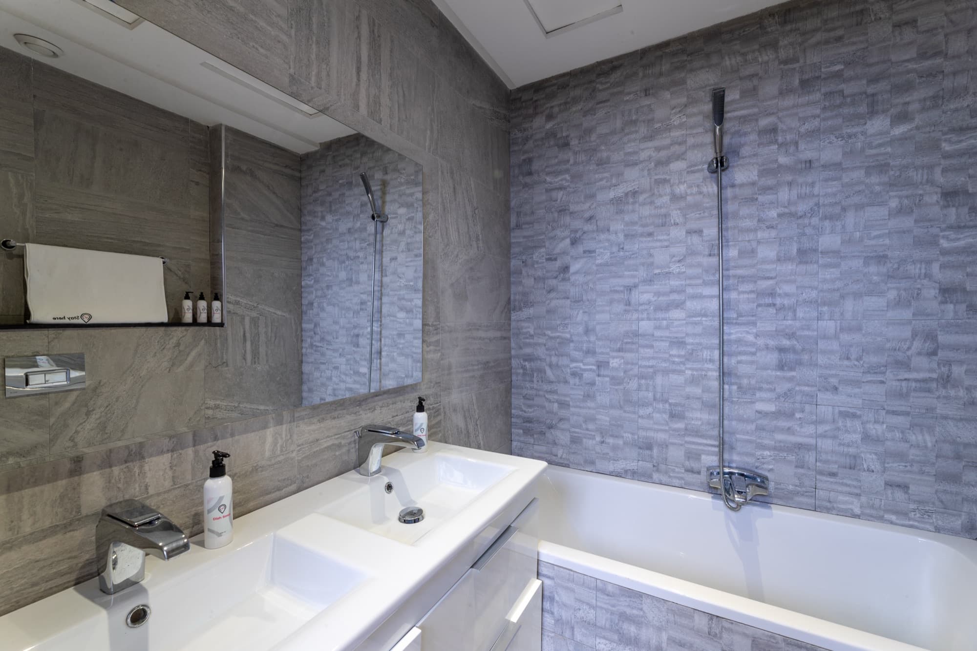 2-Bedroom Balcony Apartment at StayHere Agadir - Marina Residential Living — photo 10