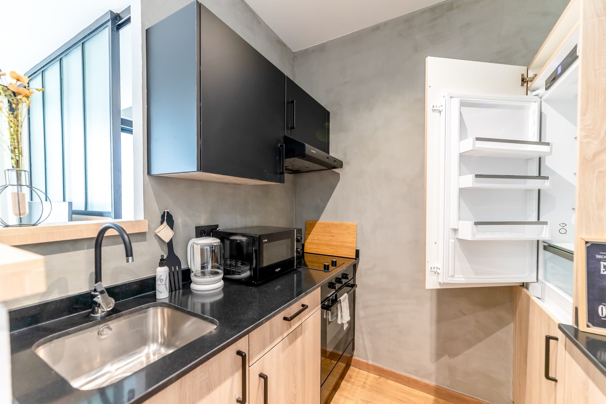 Balcony Apartment at StayHere Casablanca - Gauthier Loft Living — photo 8