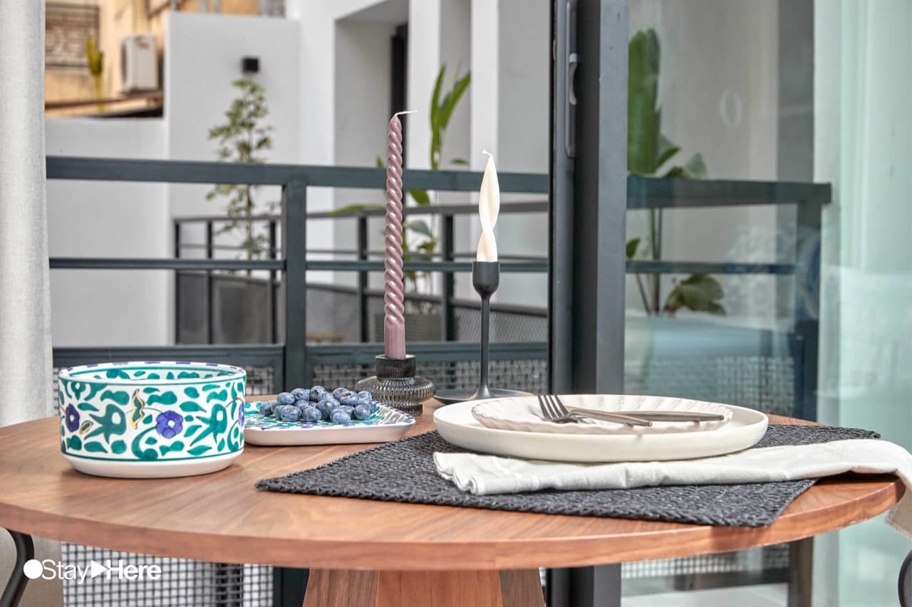 Balcony Comfort Suite at StayHere Casablanca - Maarif Lifestyle Suites — photo 2